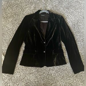 NWOT- Tahari Velvet Fitted Blazer